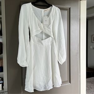 NWT * Ruby Sees White Dress Size 6